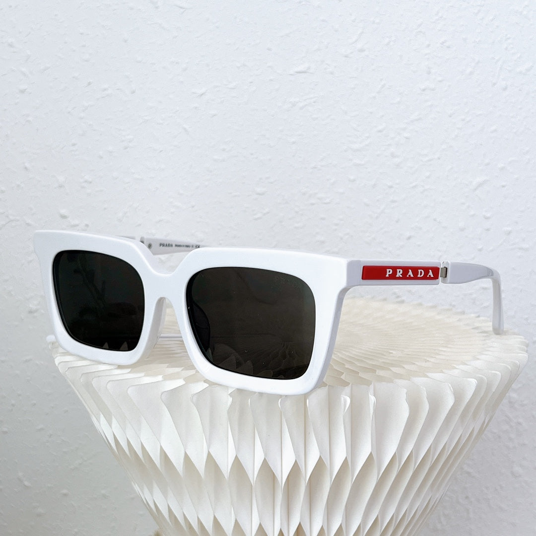 Pra*a Sunglasses