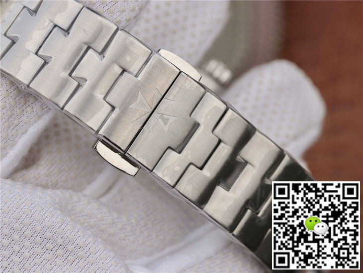 Replica Vacheron C0nstan1n Overseas 4500V/110A-B483 1:1 Best Edition 8F Factory Black Dial