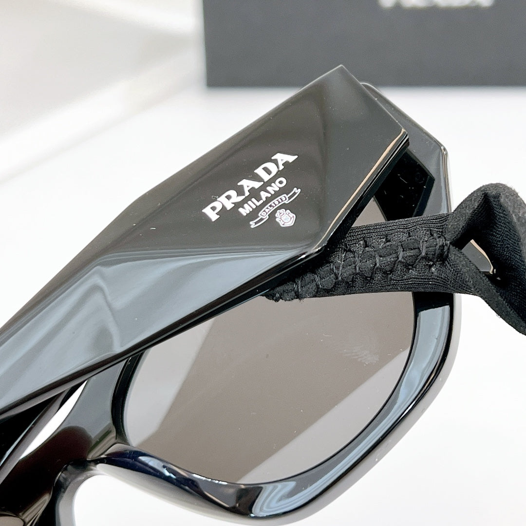 Pra*a sunglasses