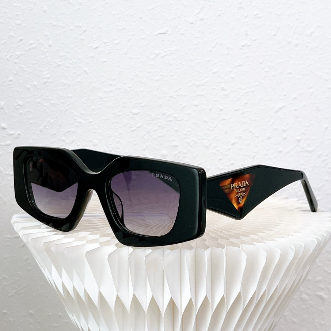 Pra*a Sunglasses