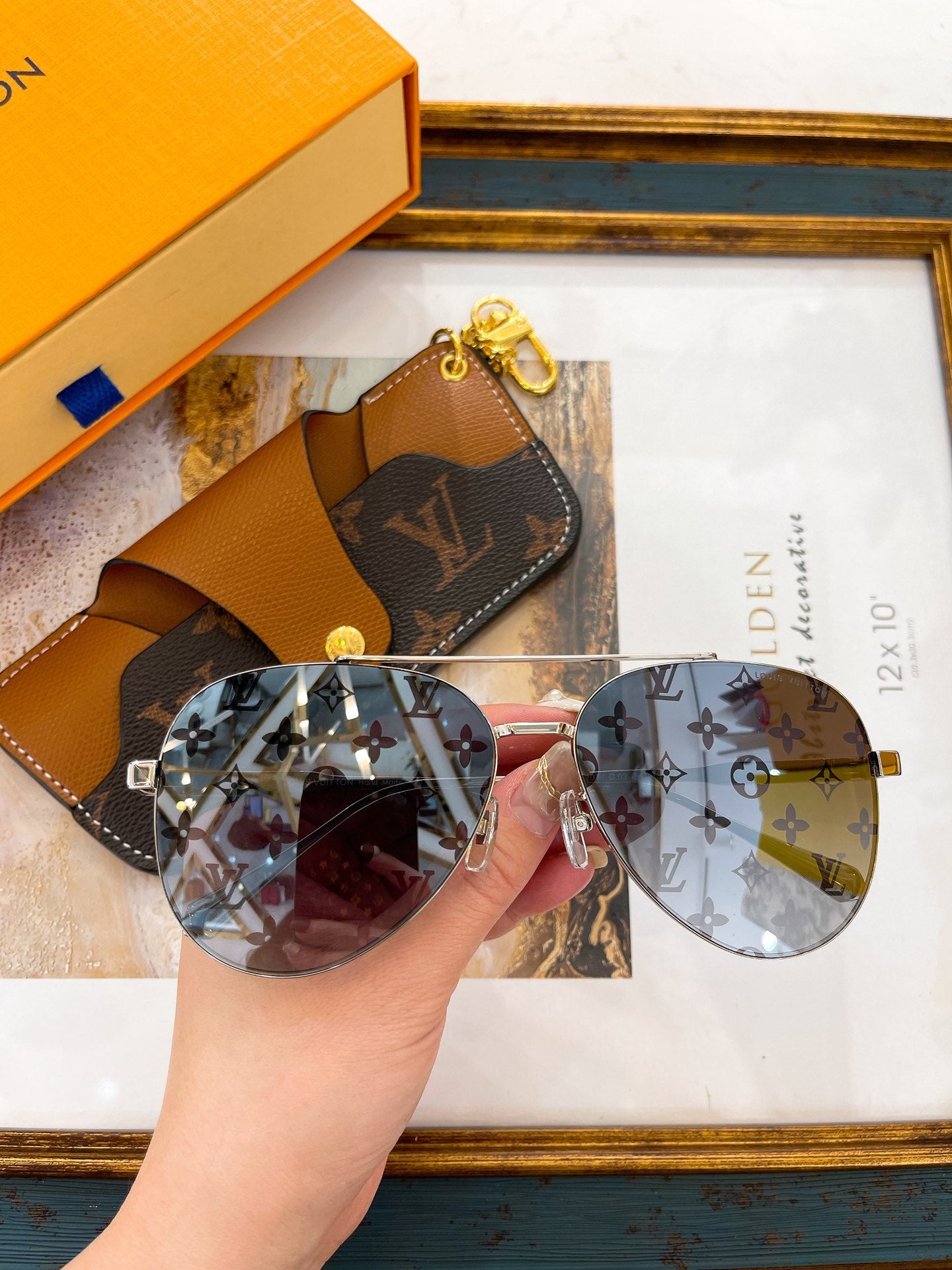 L0vis Vvtt0n Sunglasses