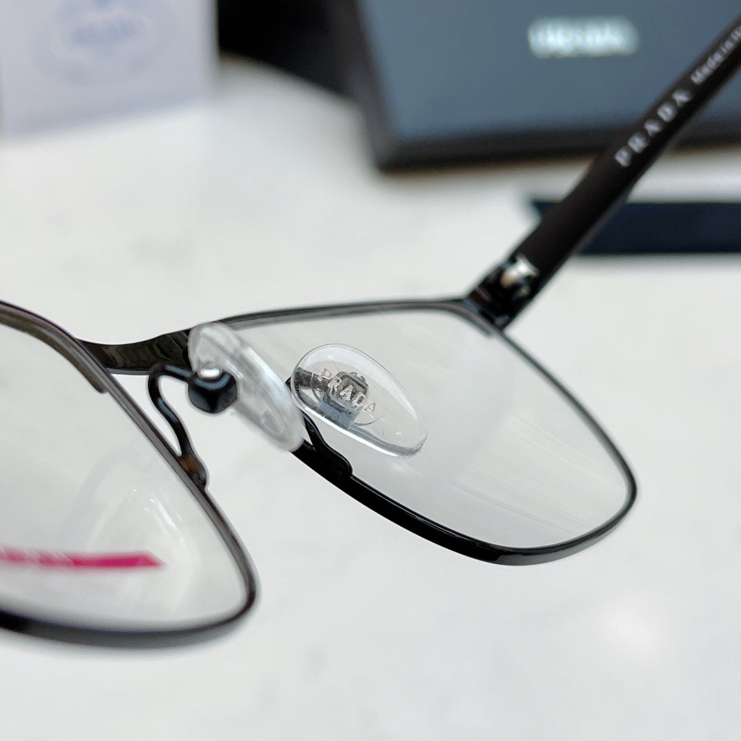 Pra*a Glasses