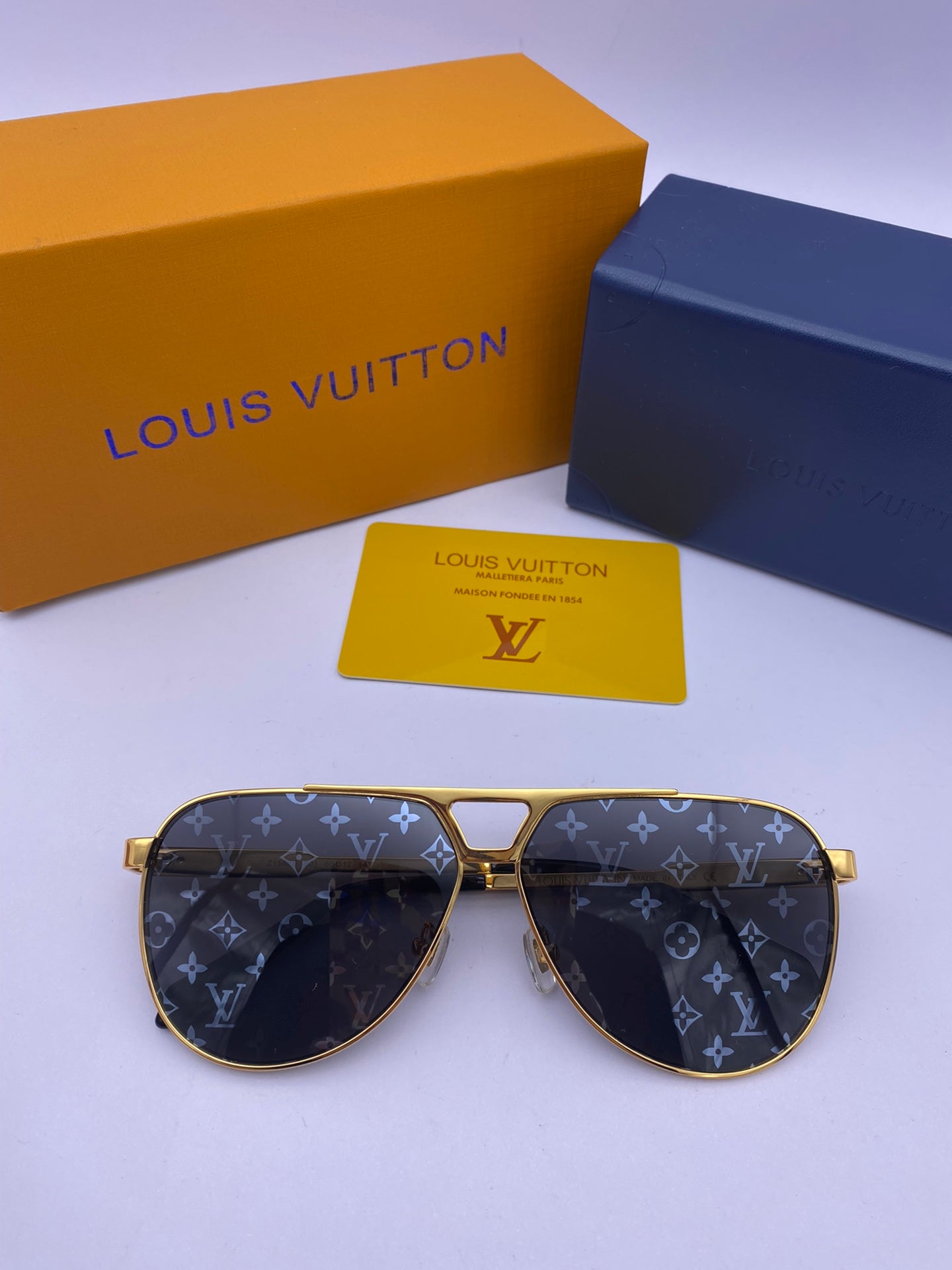 L0vis Vvtt0n Sunglasses