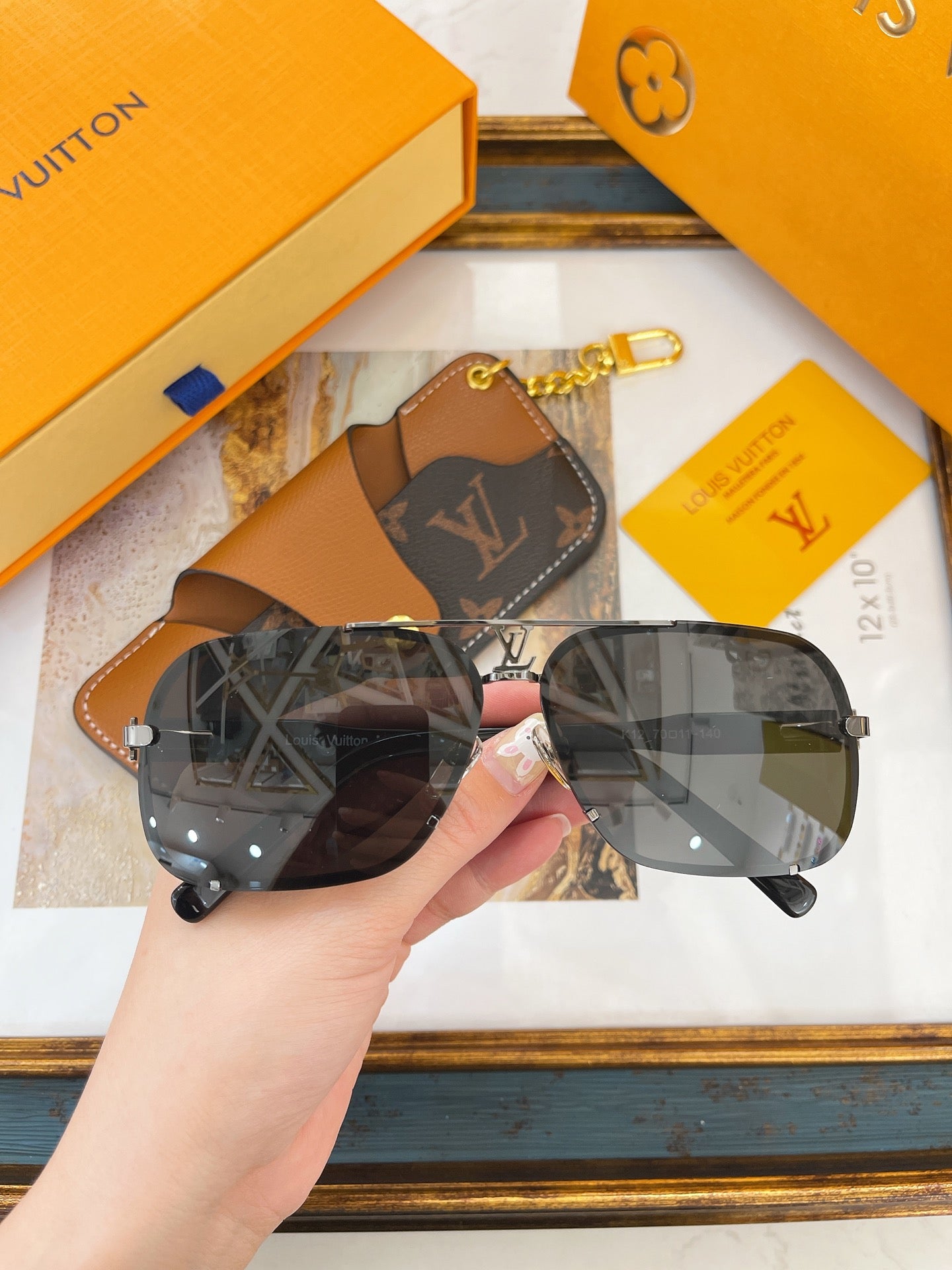 L0vis Vvtt0n Sunglasses
