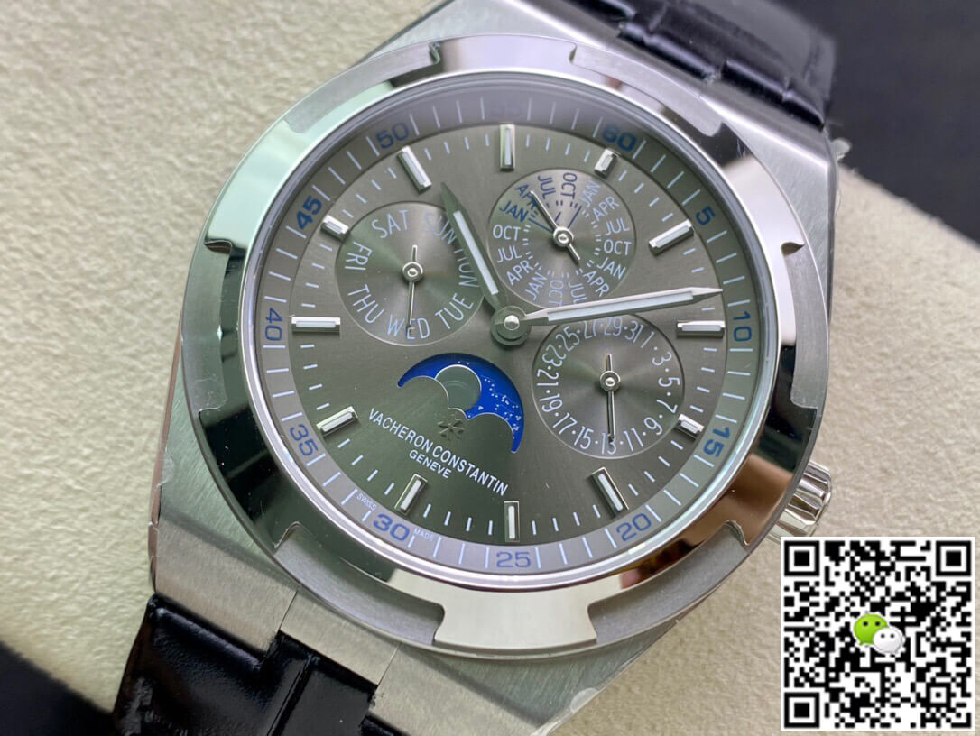 Replica Vacheron C0nstan1n Overseas 4300V 1:1 Best Edition 8F Factory Leather Strap