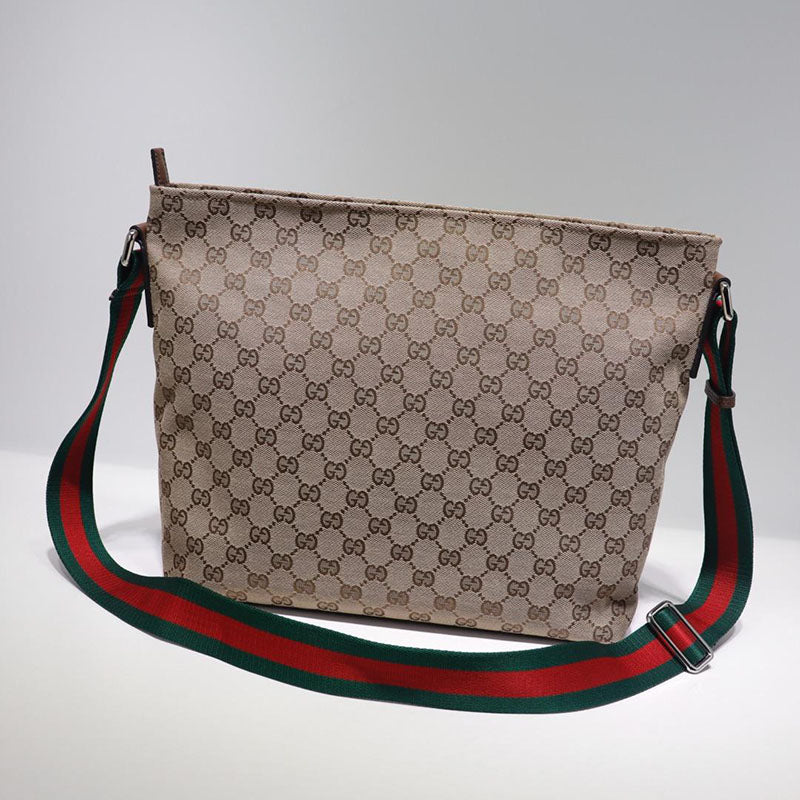 Gvc*1 Crossbody Dupe 19GM0059