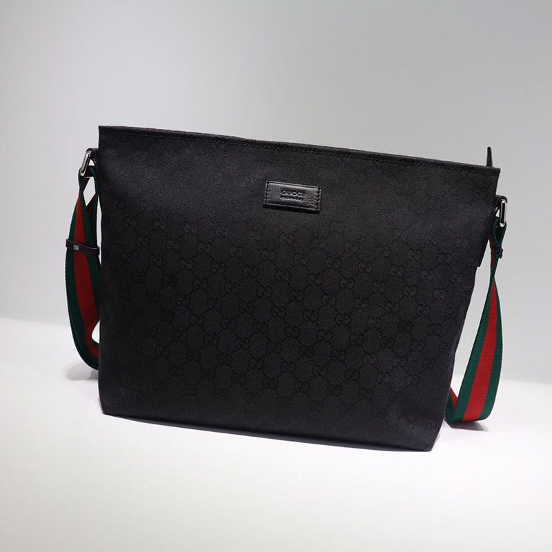 Gvc*1 Crossbody Dupe 19GM0058