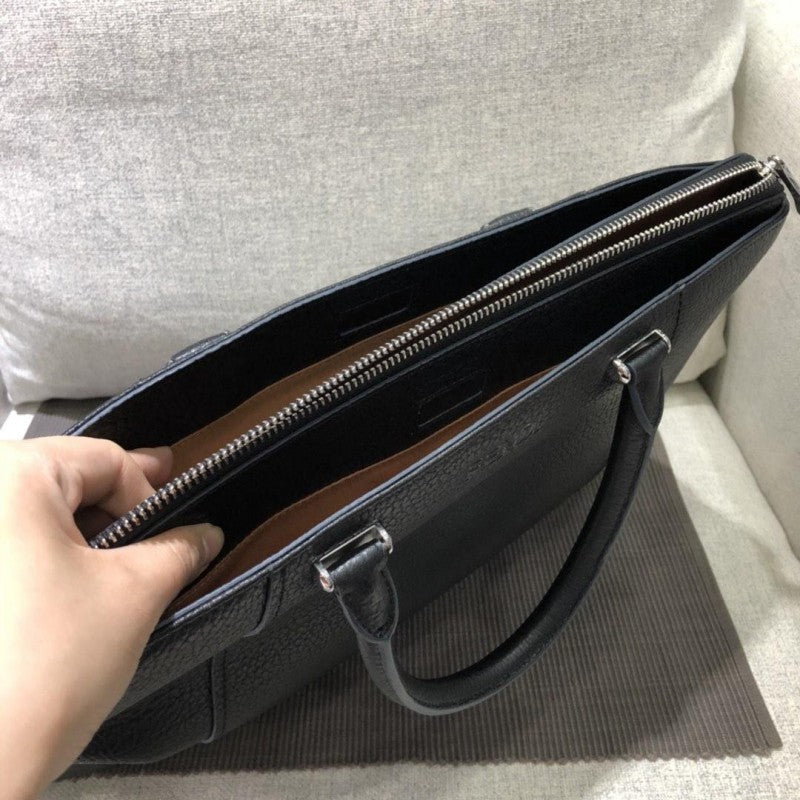 F**di Bag Dupes 1917M0044