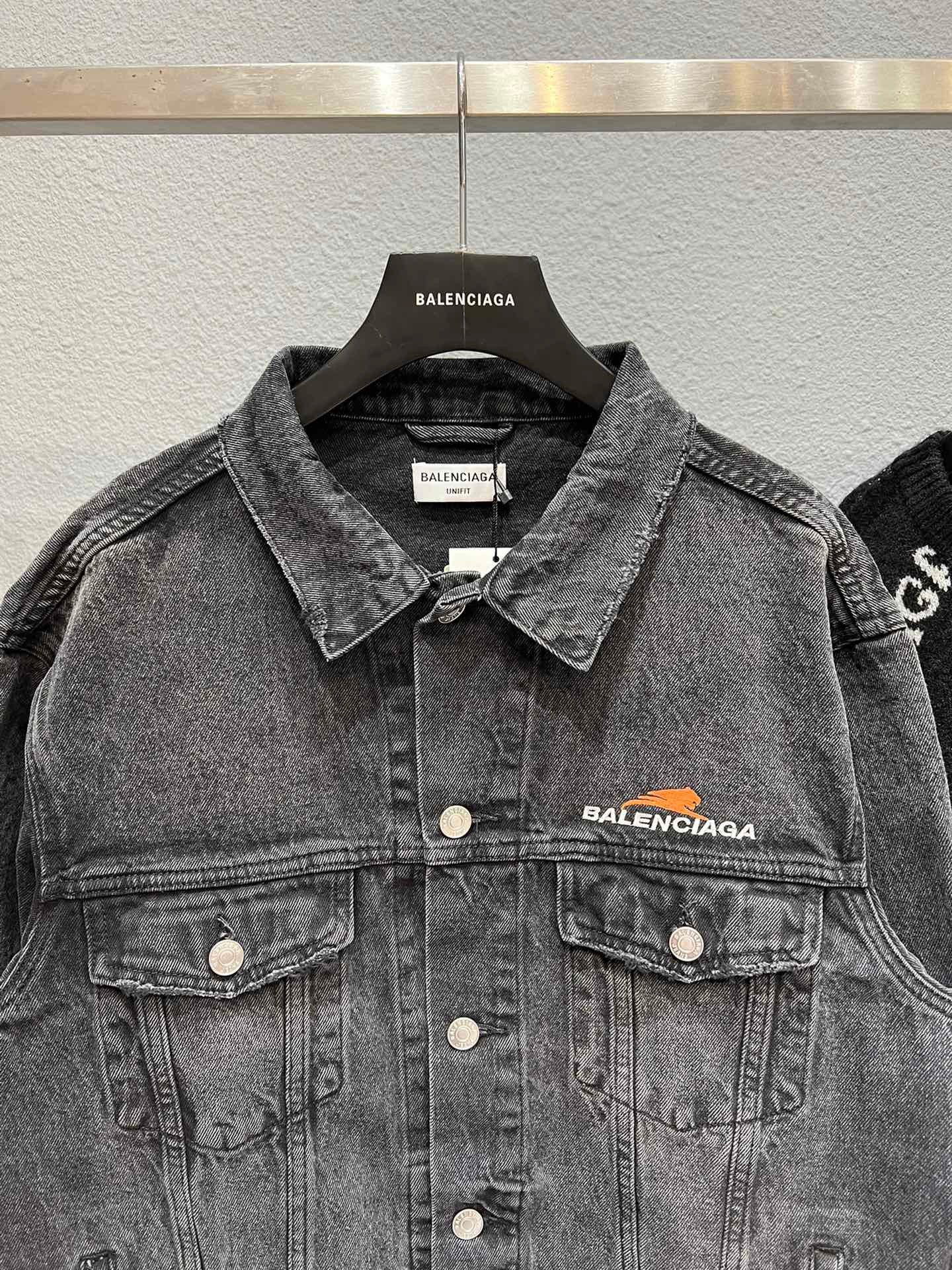 Ba1en*iaga Jacket