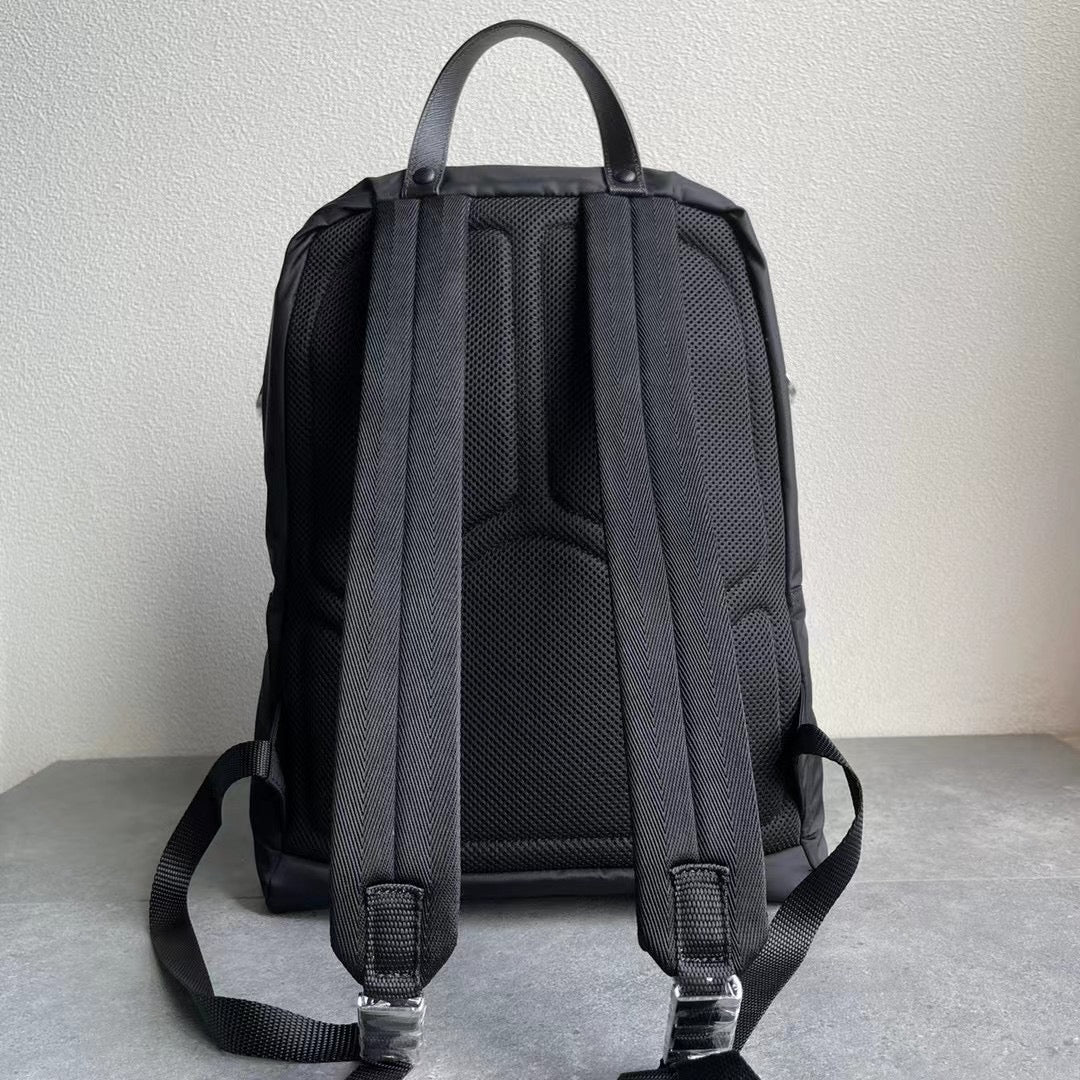 Pra*a Bag Dupe