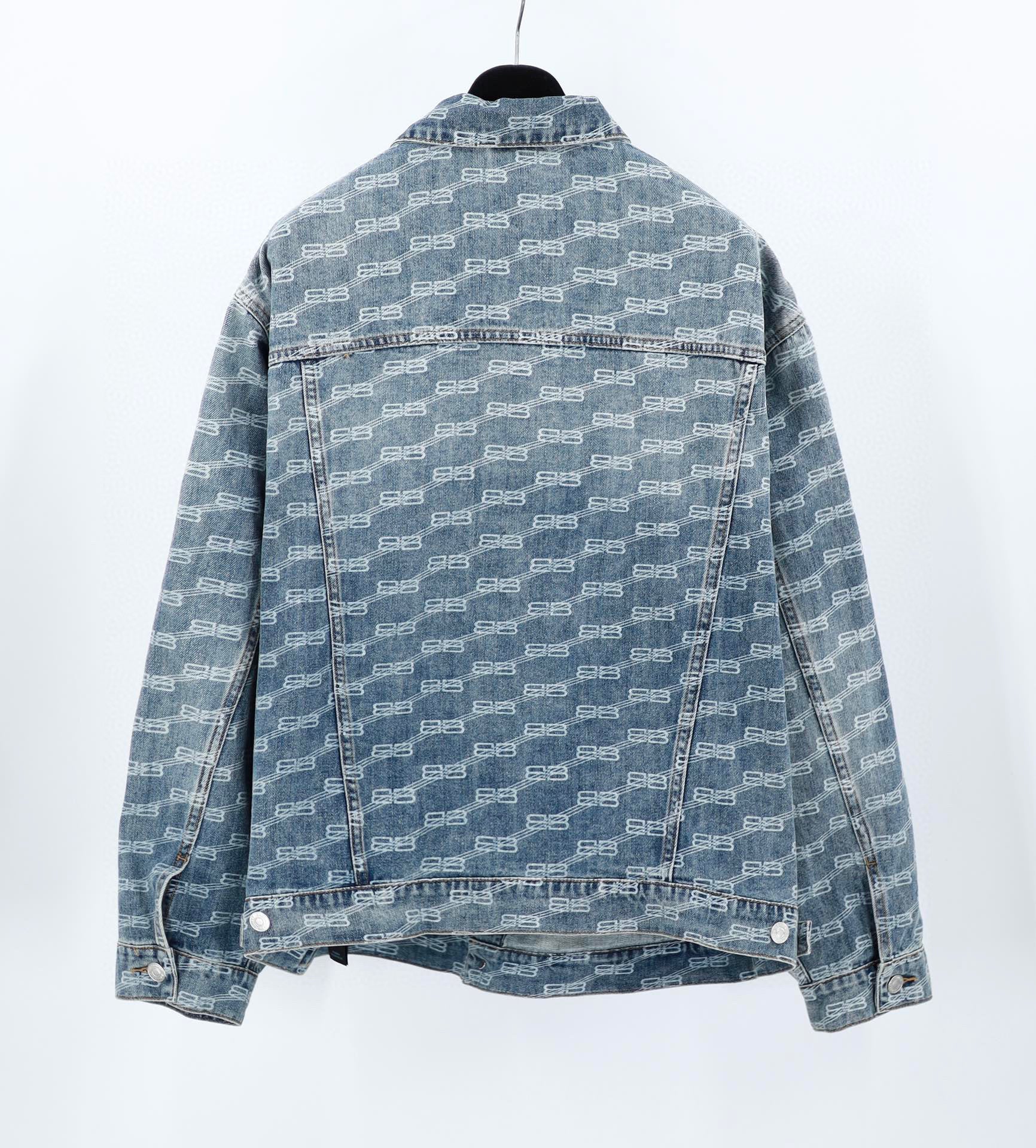 Ba1en*iaga Jacket