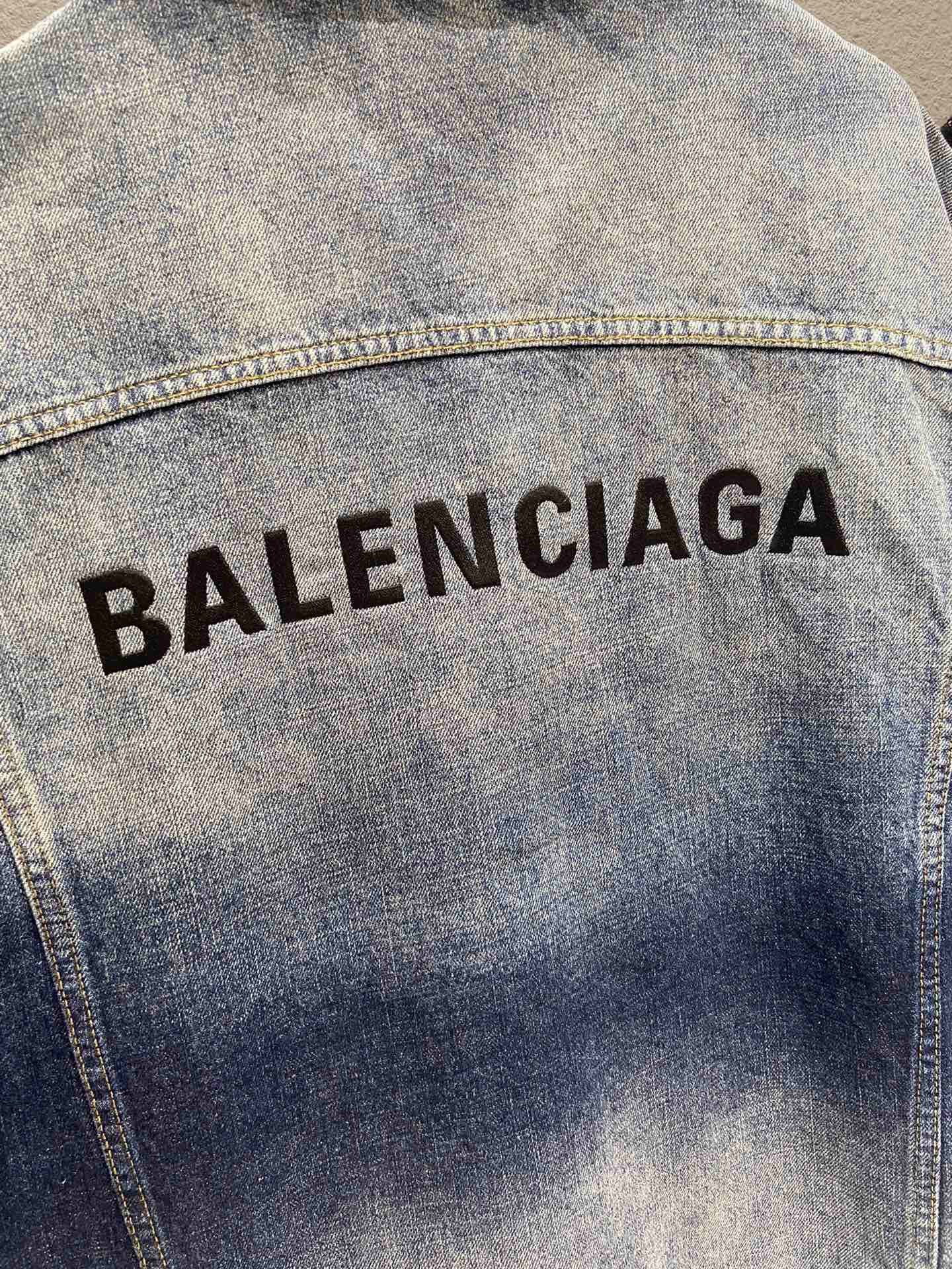 Ba1en*iaga Jacket