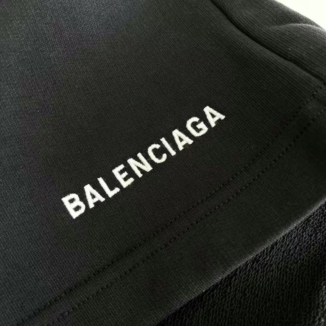 Ba1en*iaga Shorts
