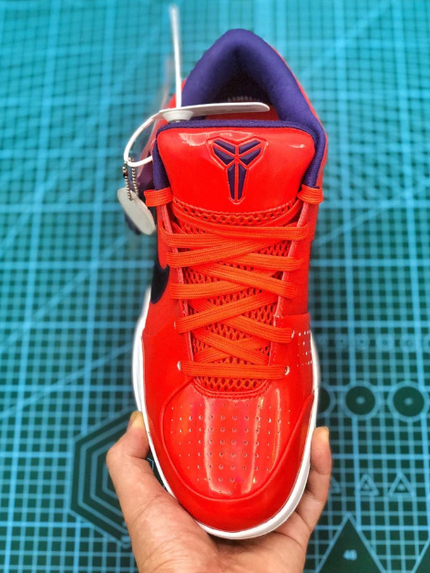 NIKE KOBE 4 PROTRO x UNDEFEATED PHOENIX SUNS