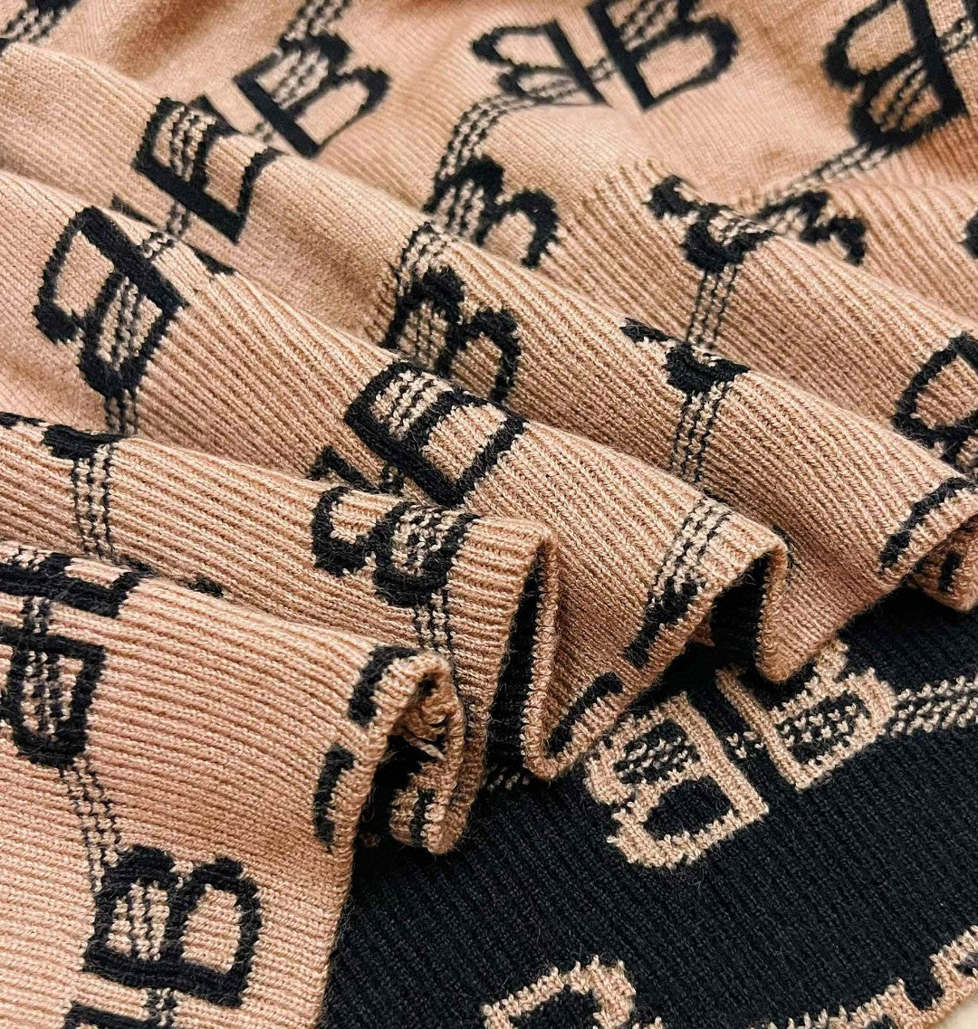 Ba1en*iaga Sweater