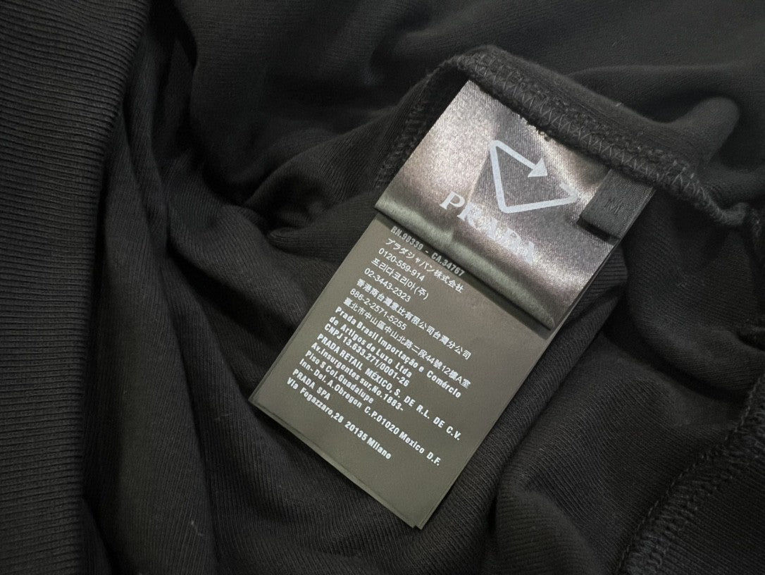 Pra*a Short Sleeve Sweatshirt