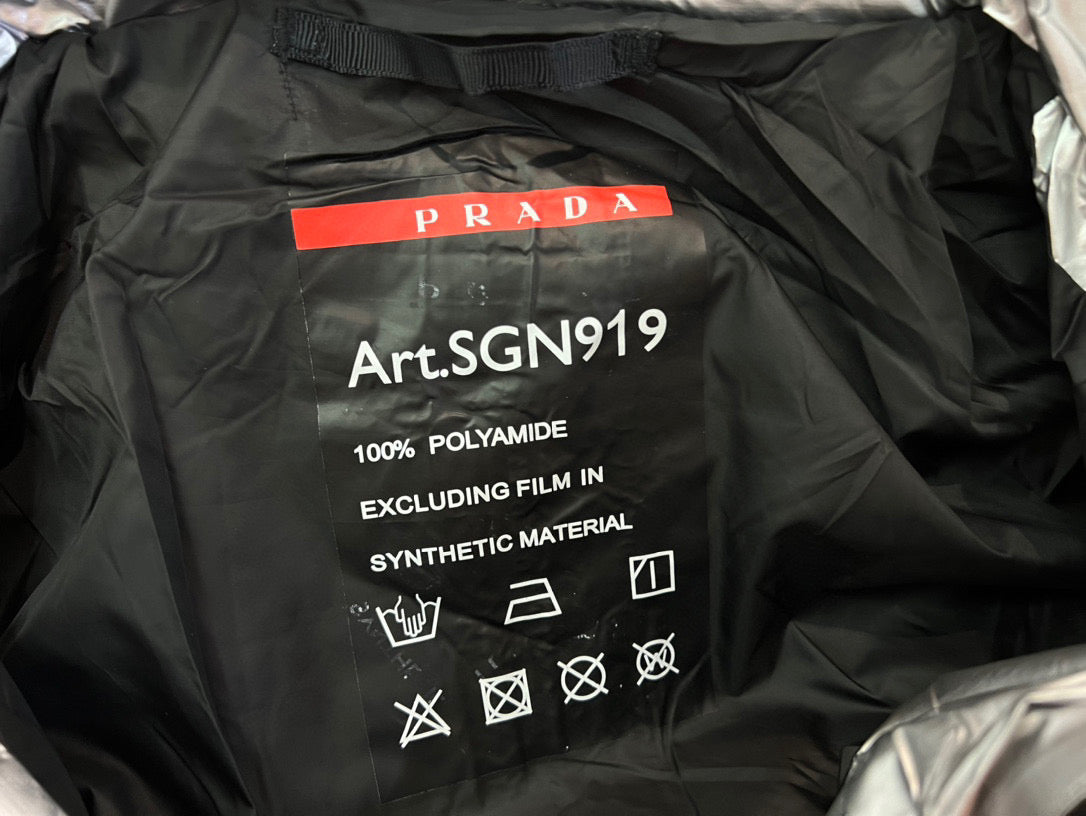 Pra*a Jacket