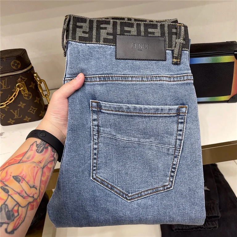 2021fw F**di Pants