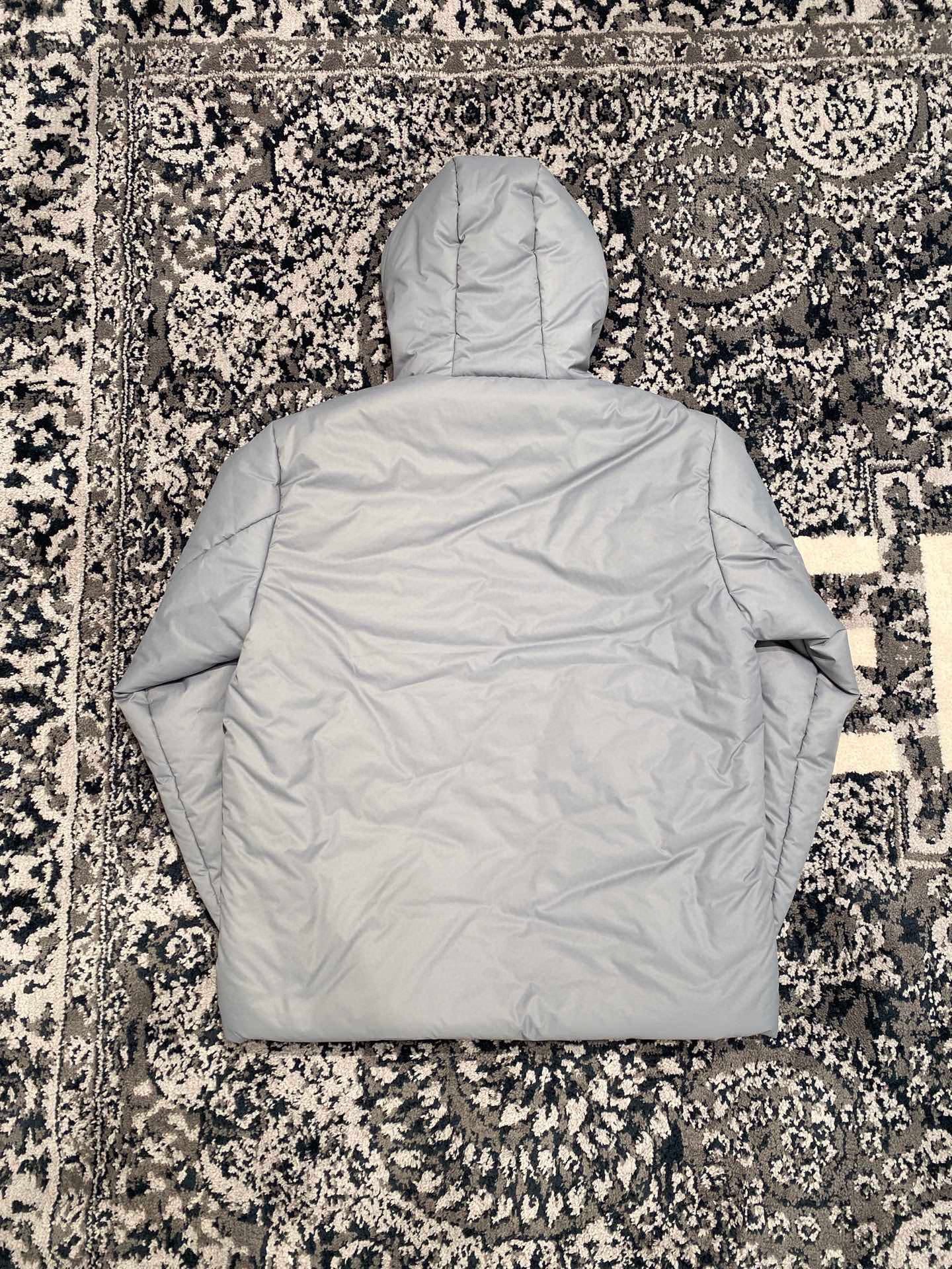 Pra*a Jacket