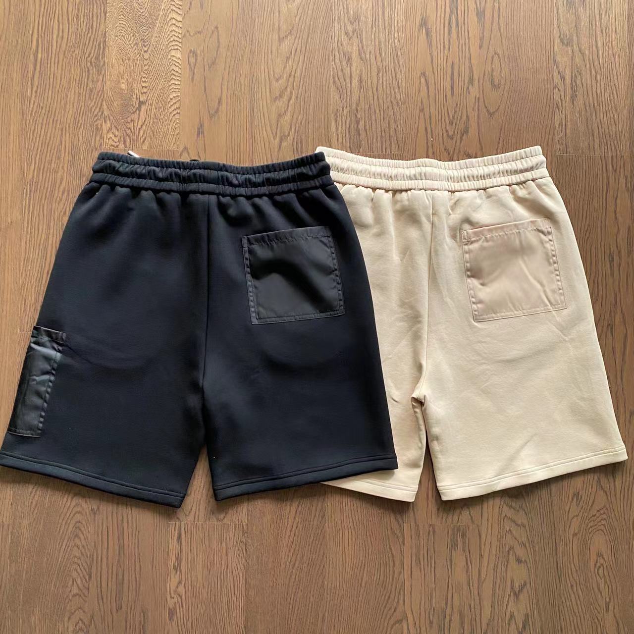 Pra*a Shorts