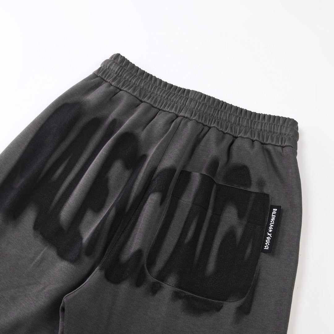 Gvc*1 x Ba1en*iaga Shorts
