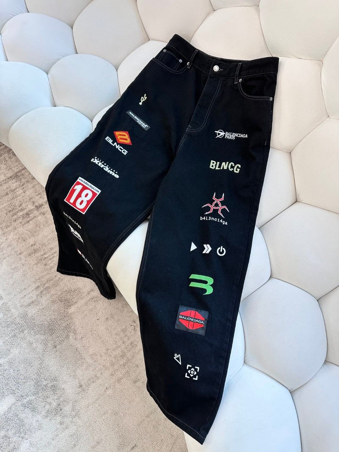 Ba1en*iaga Jeans