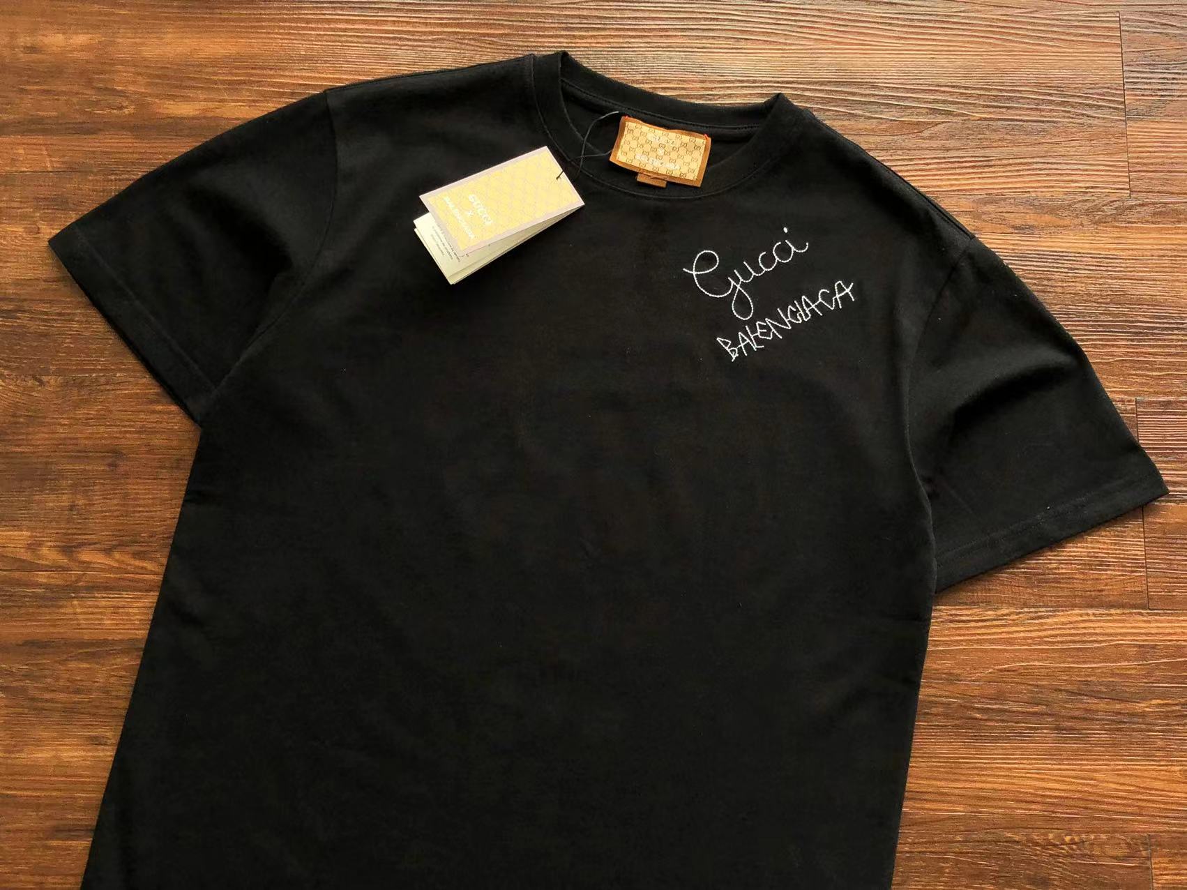 Gvc*1 x Ba1en*iaga T-shirt