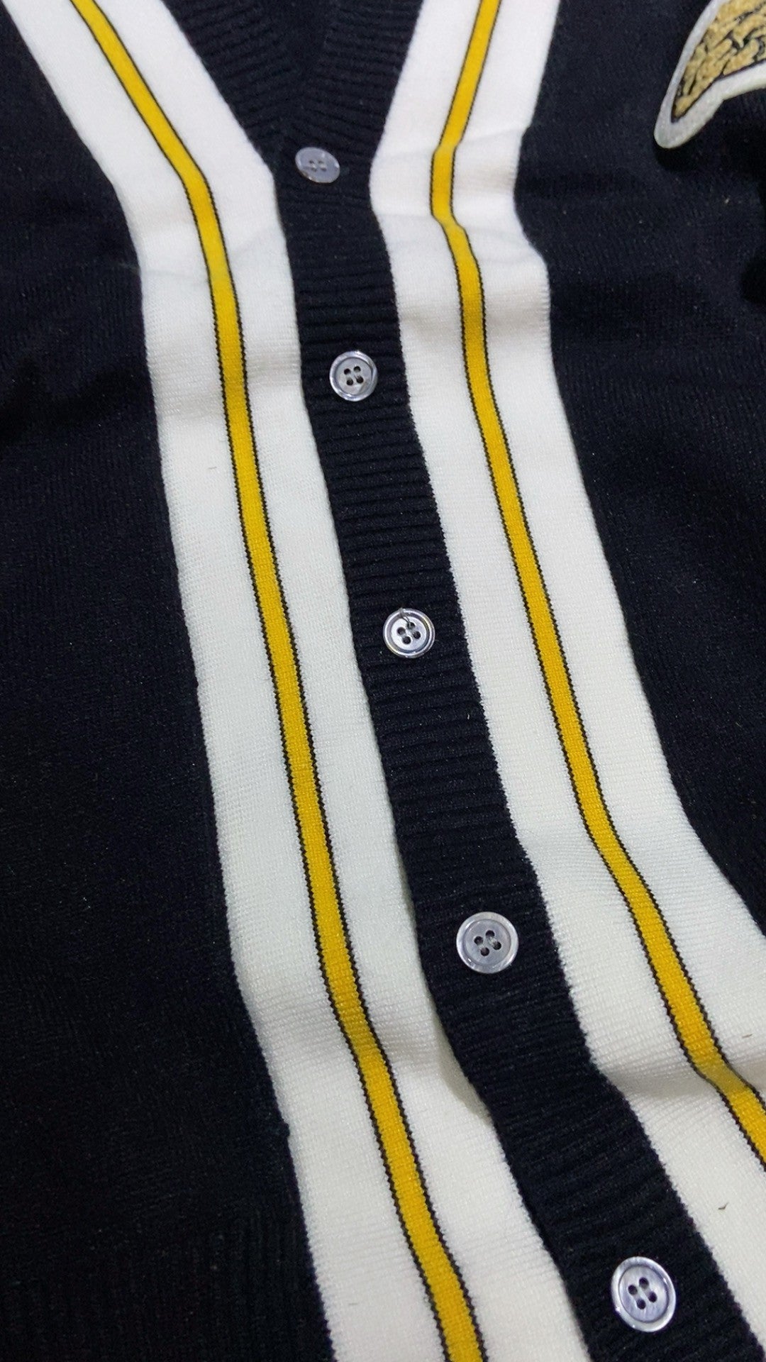 Gvc*1 Cardigan