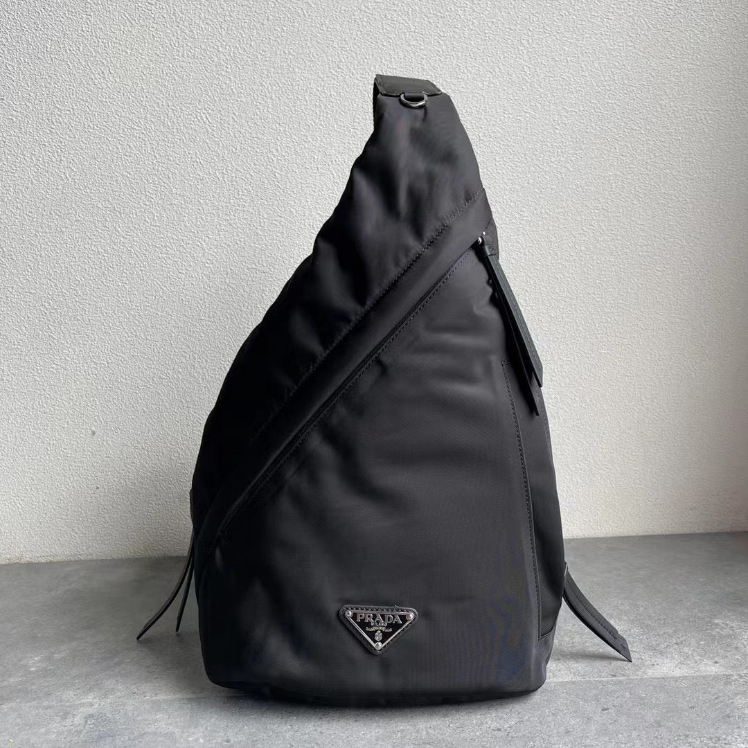 Pra*a Bag Dupe