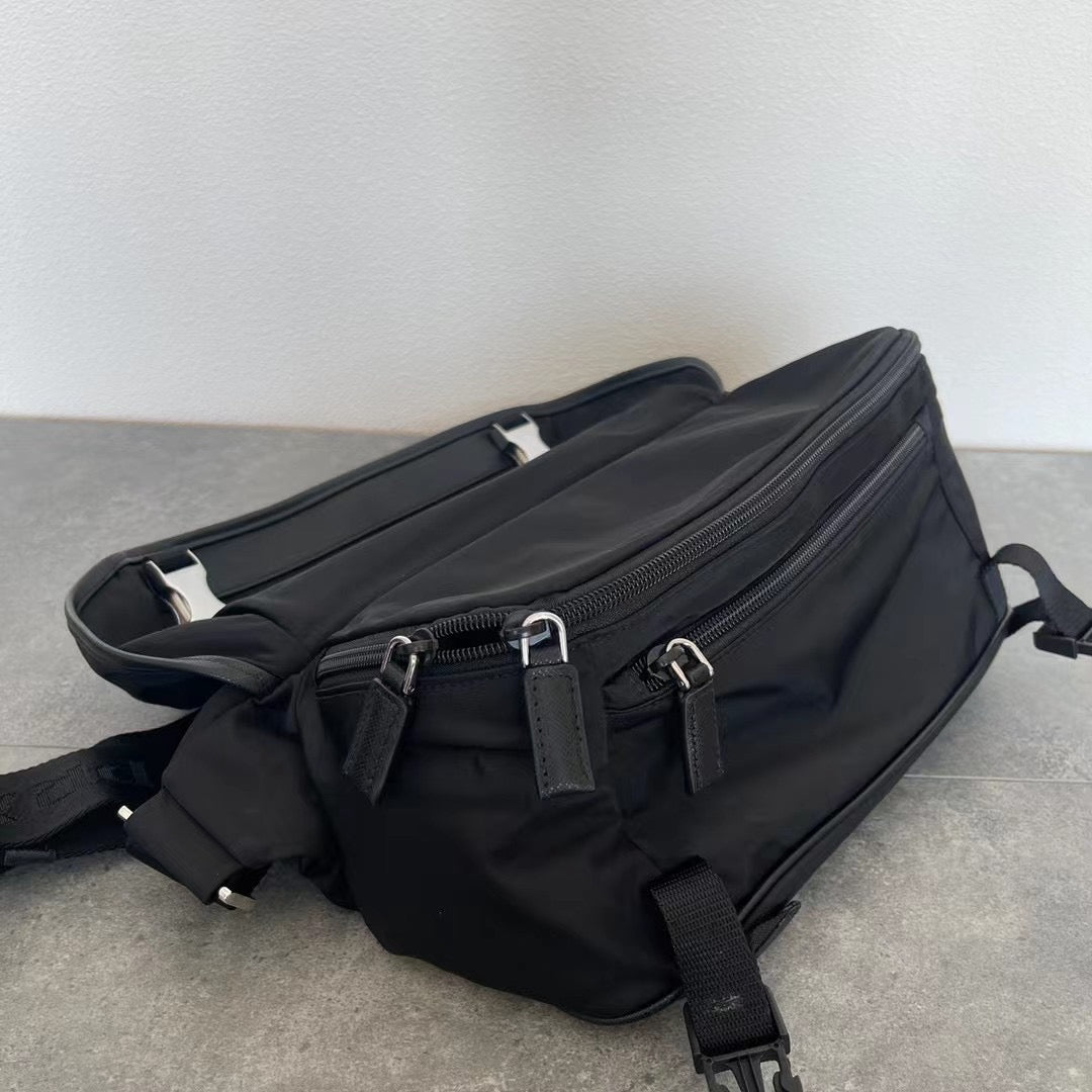 Pra*a Bag Dupe