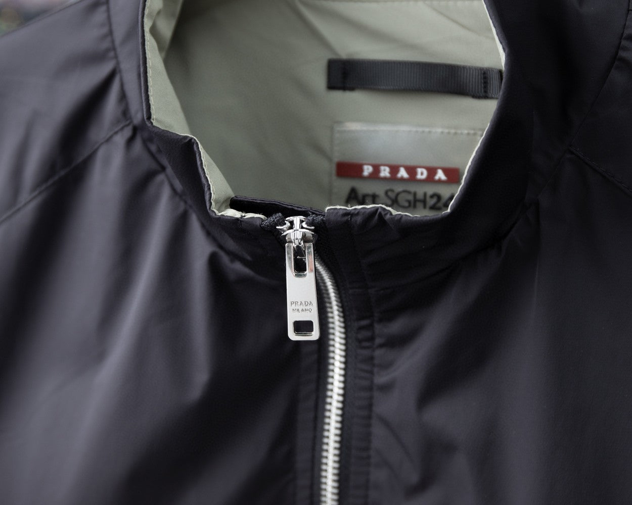 Pra*a Jacket