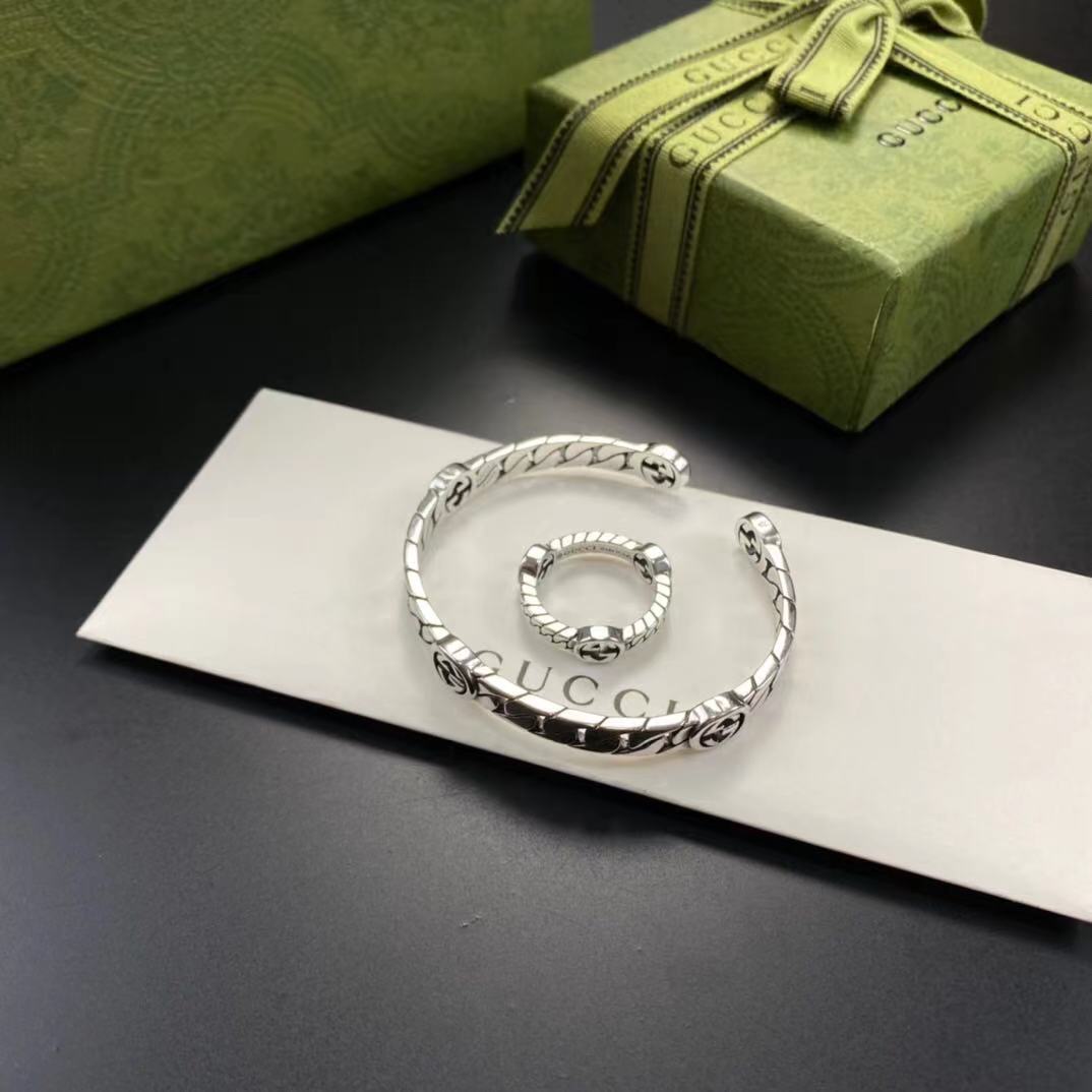 Gvc*1 Ring