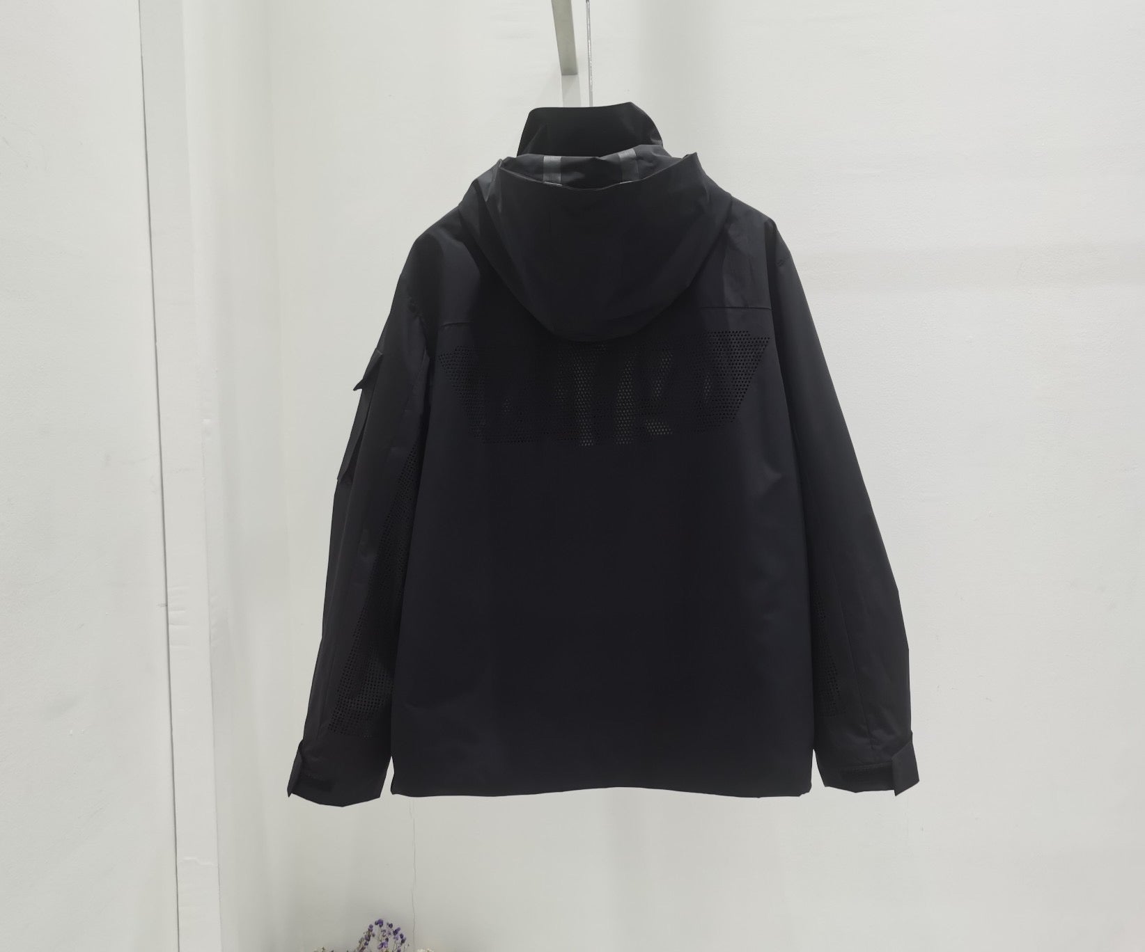 Pra*a Jacket