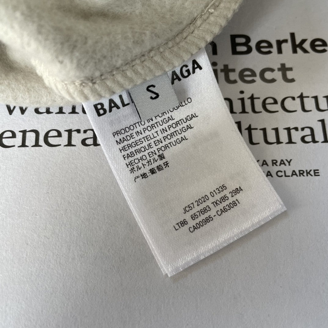 Ba1en*iaga Hoodie