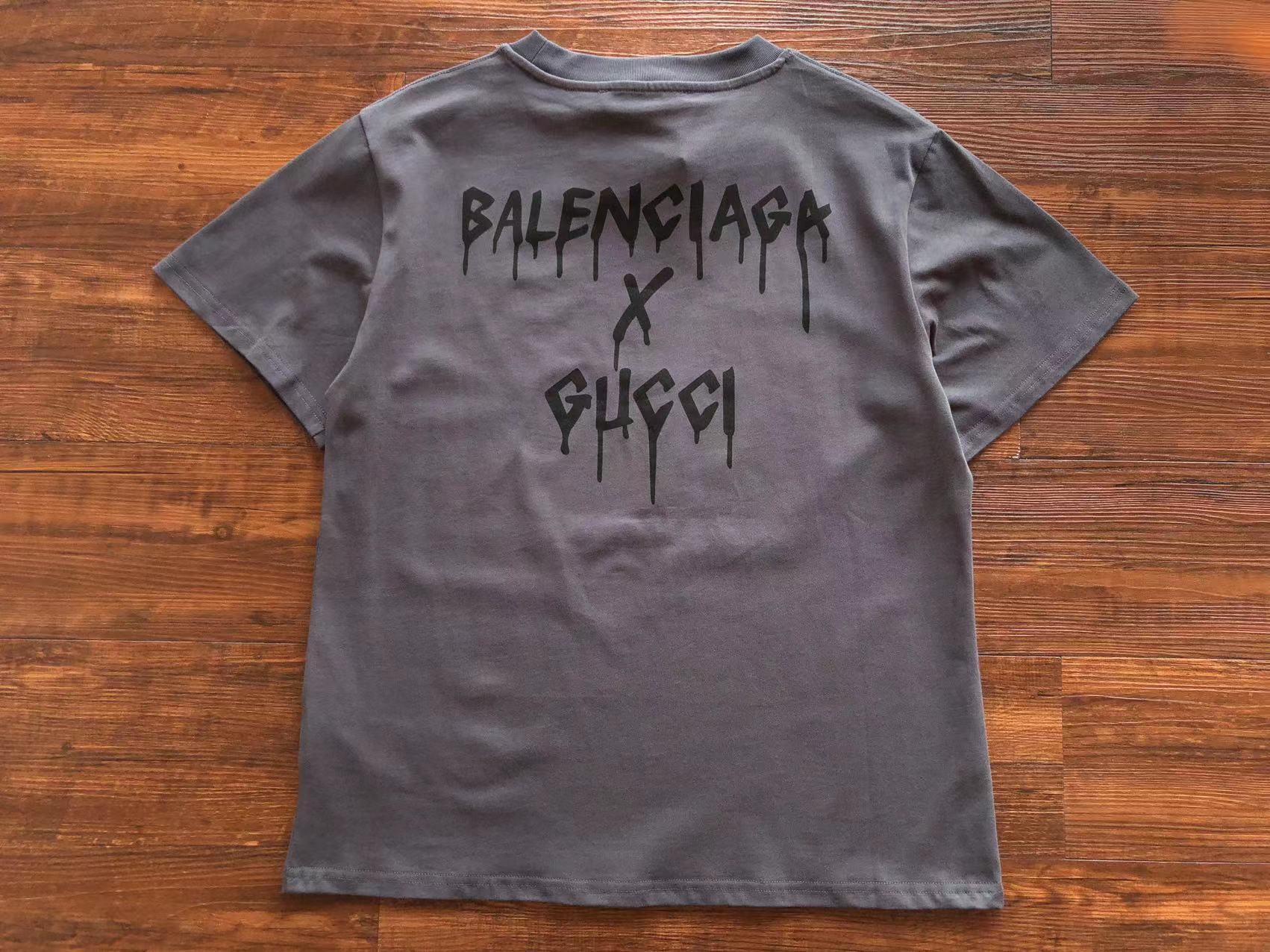 Gvc*1 x Ba1en*iaga T-shirt