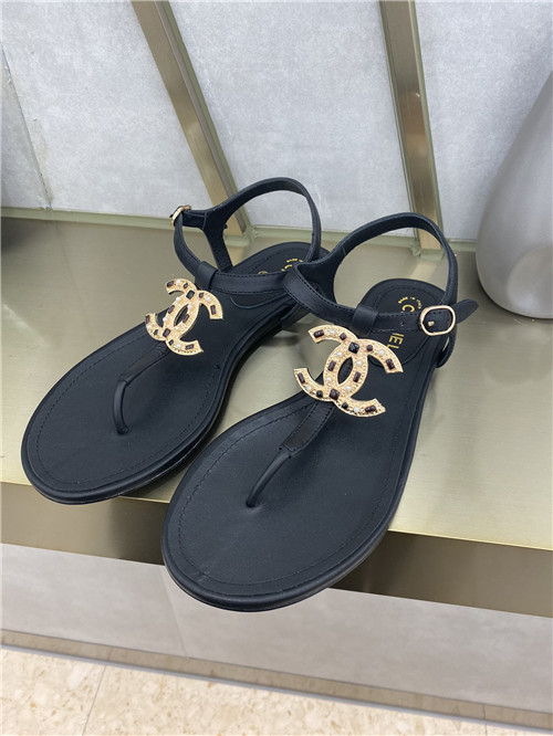 Ch**el flat sandals