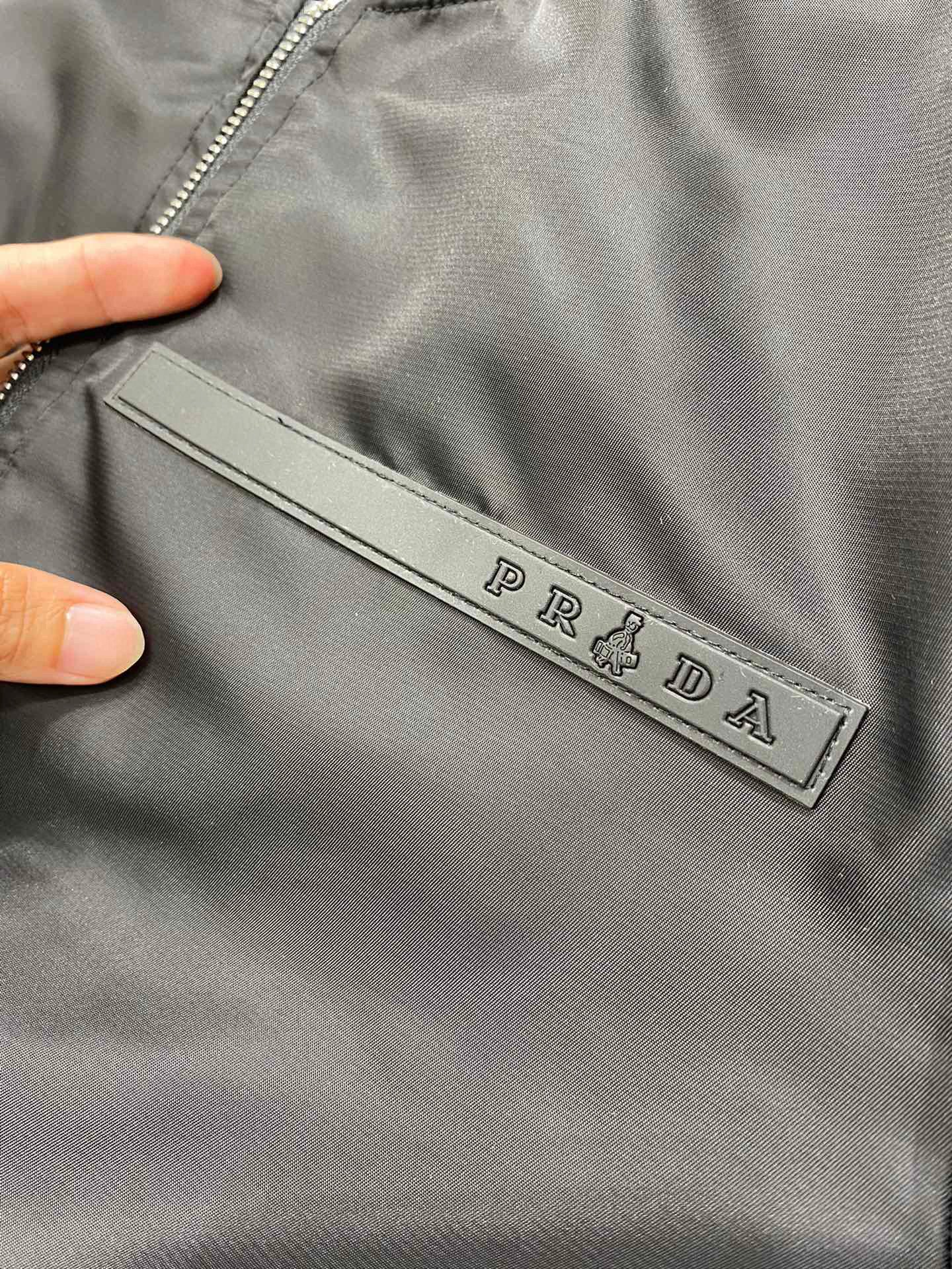 Pra*a Jacket