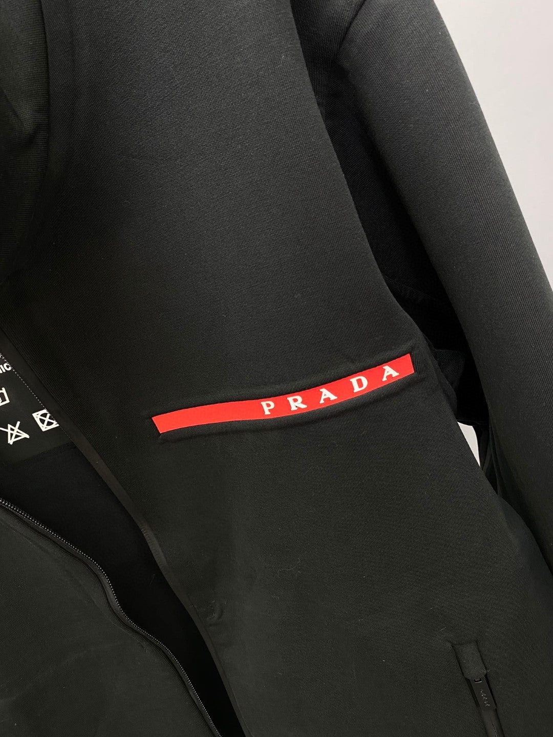 Pra*a Jacket