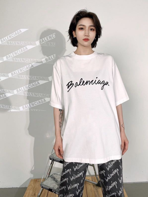 Ba1en*iaga T-shirt