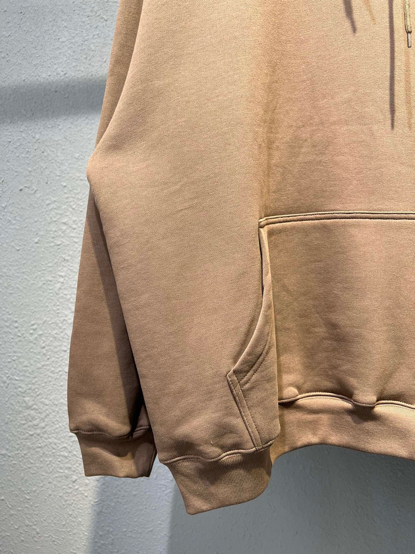 Ba1en*iaga Hoodie