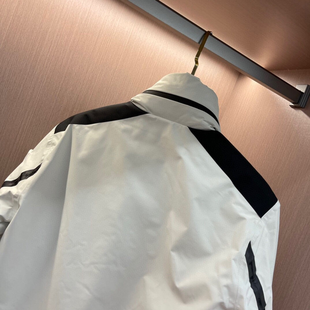 Pra*a Jacket