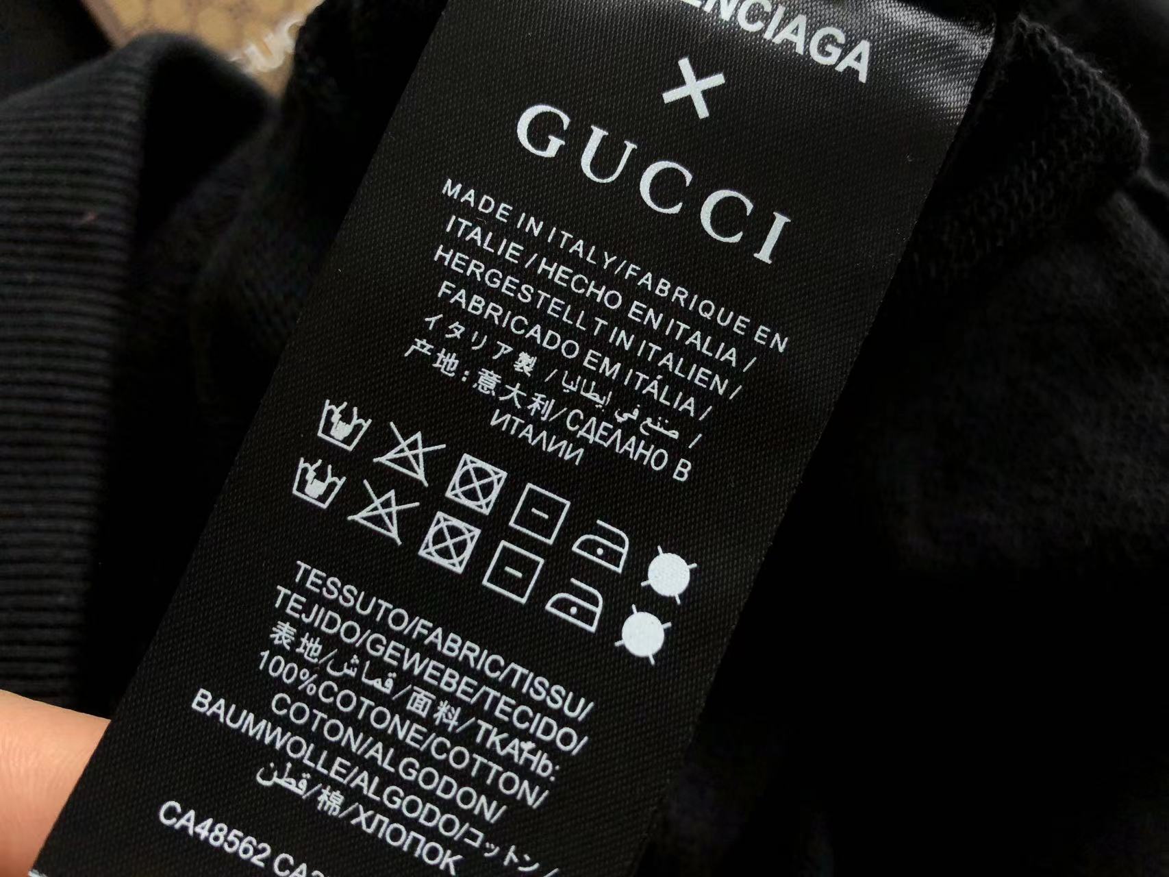 Gvc*1 x Ba1en*iaga Sweatshirt
