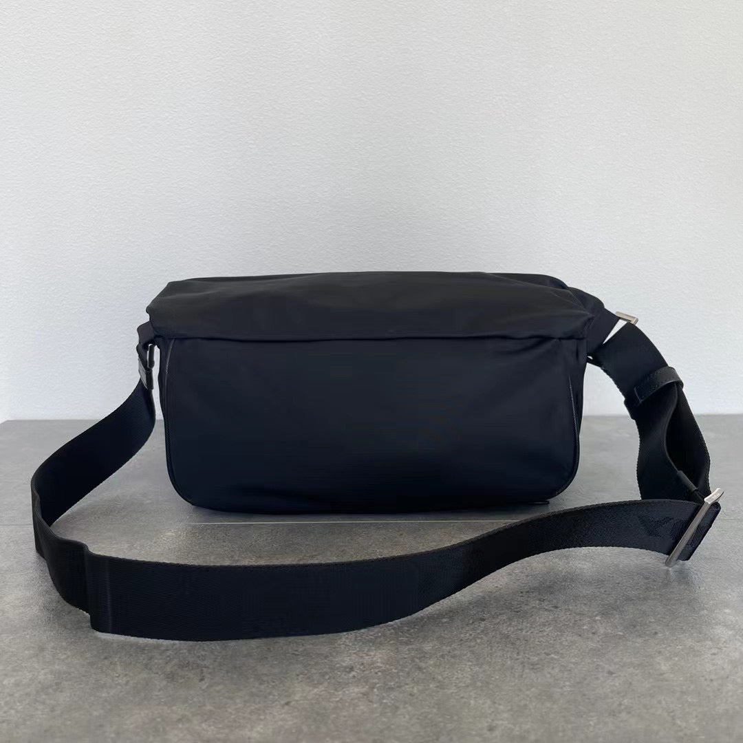 Pra*a Bag Dupe
