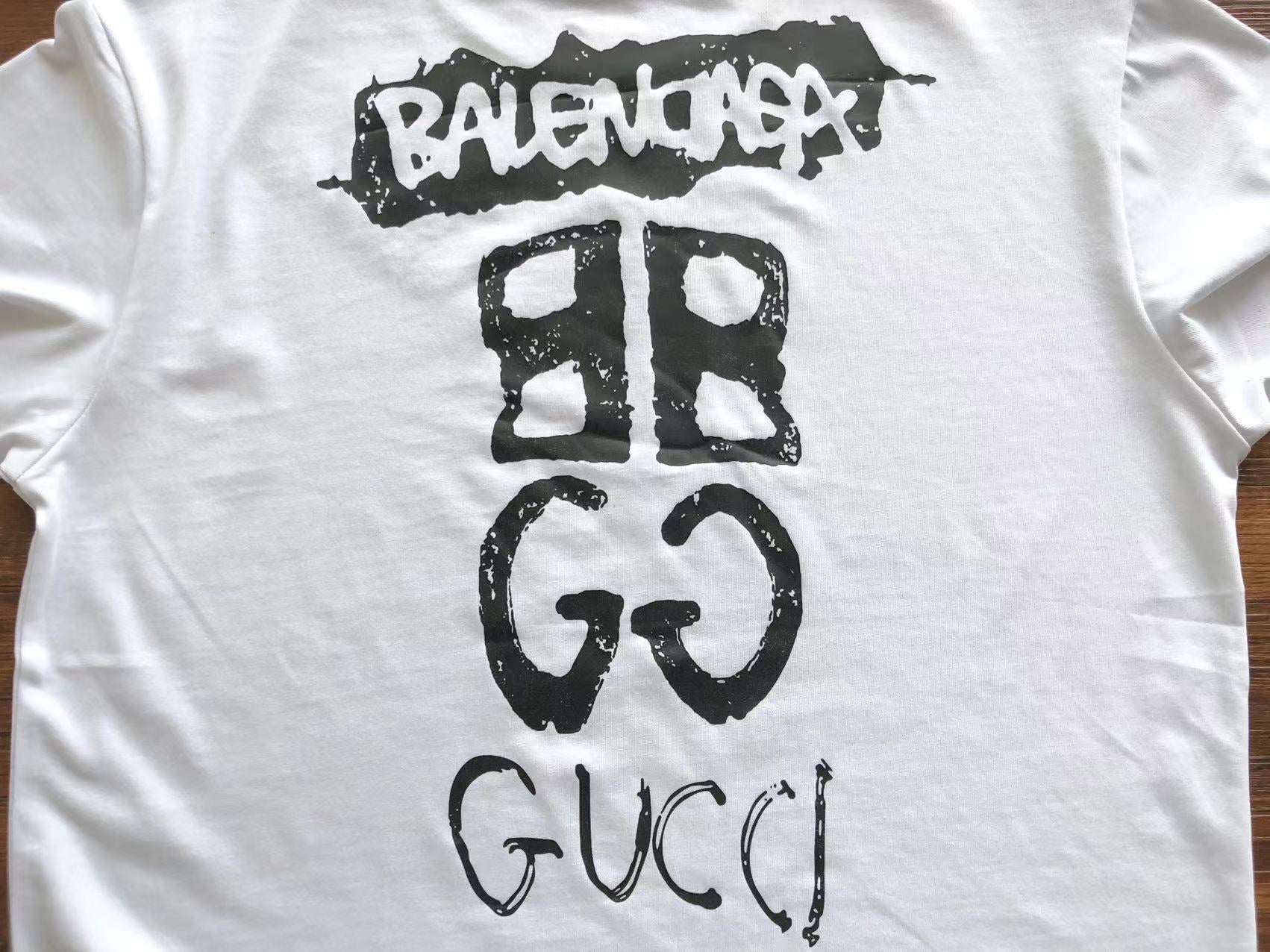 Gvc*1 x Ba1en*iaga T-shirt