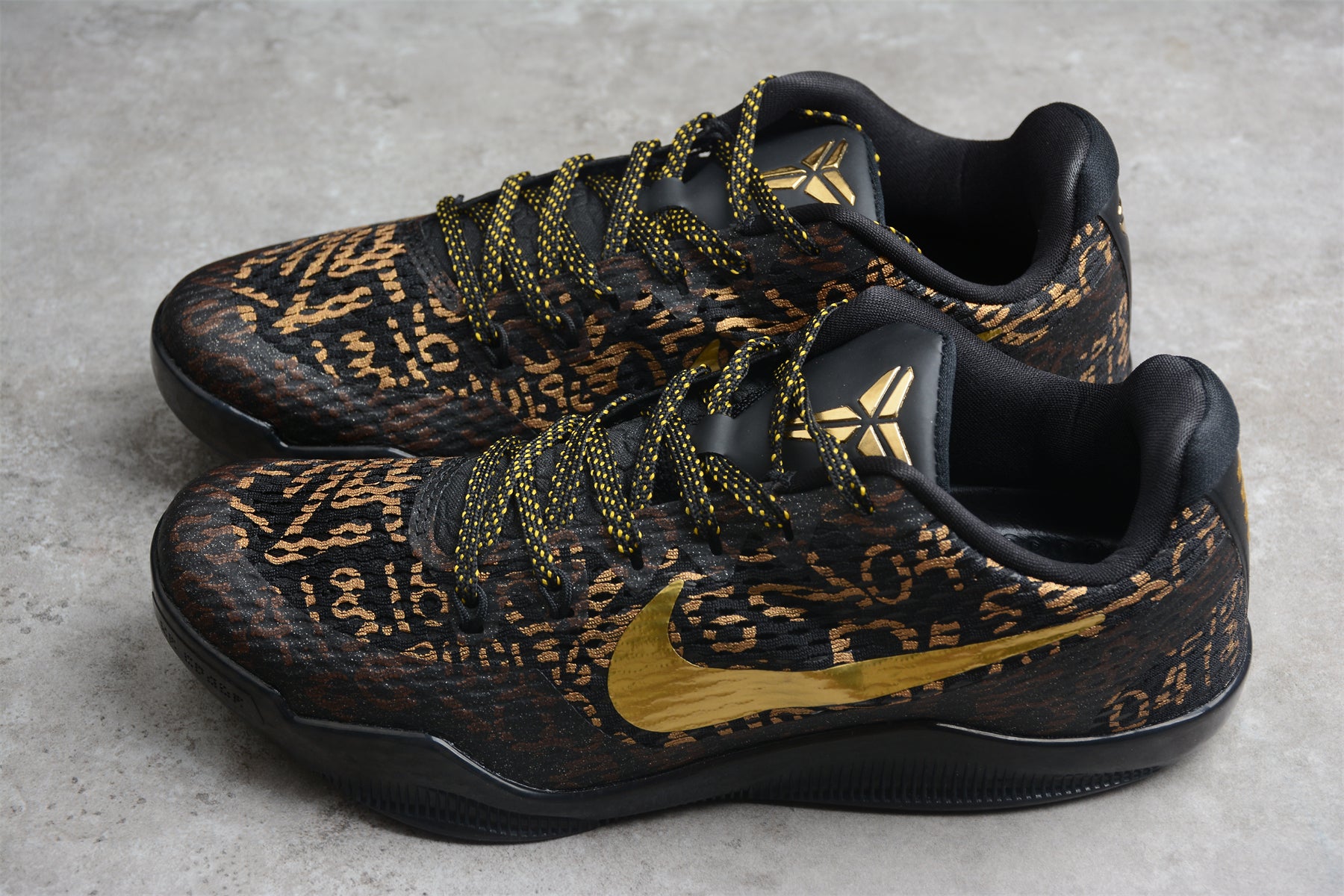 NIKE KOBE 11 x MAMBA DAY