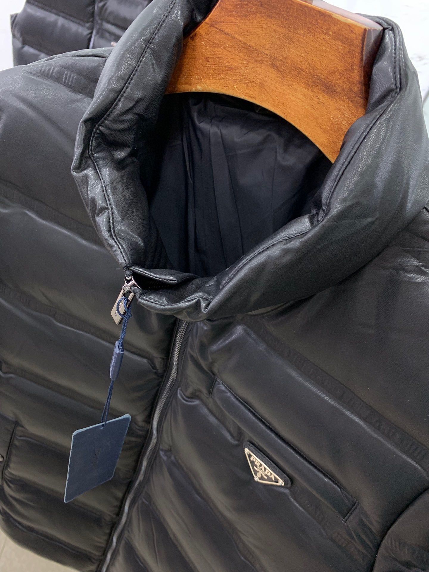 Pra*a Jacket