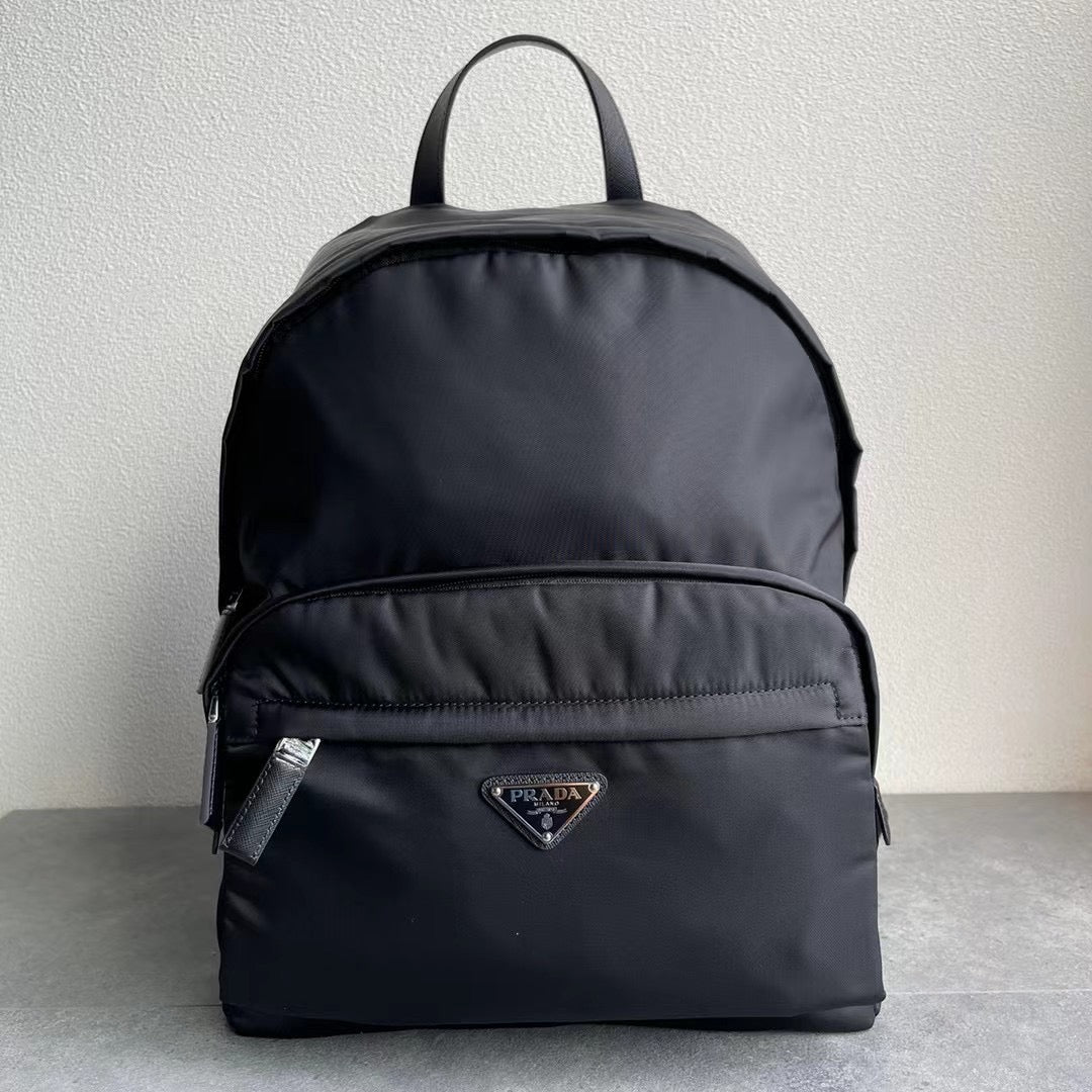 Pra*a Bag Dupe