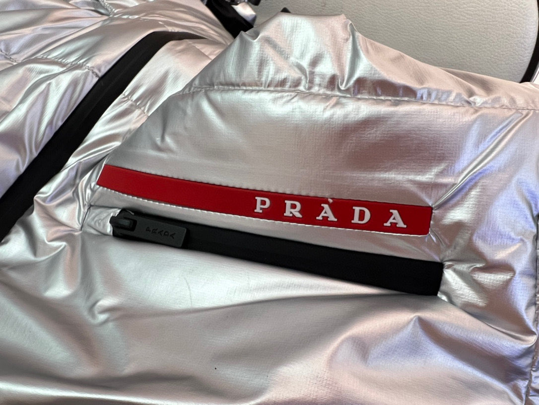 Pra*a Jacket