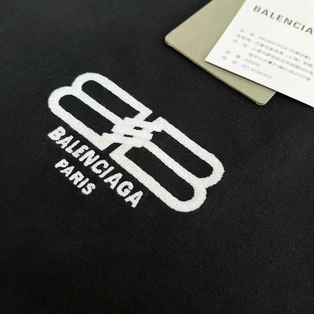 Ba1en*iaga T-shirt
