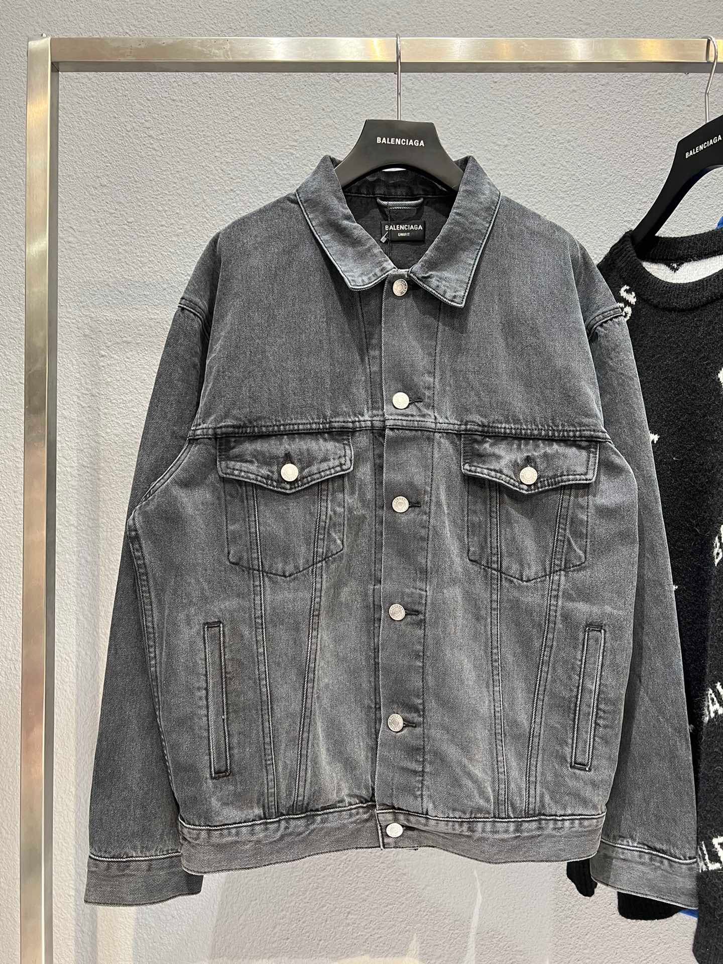 Ba1en*iaga Jacket